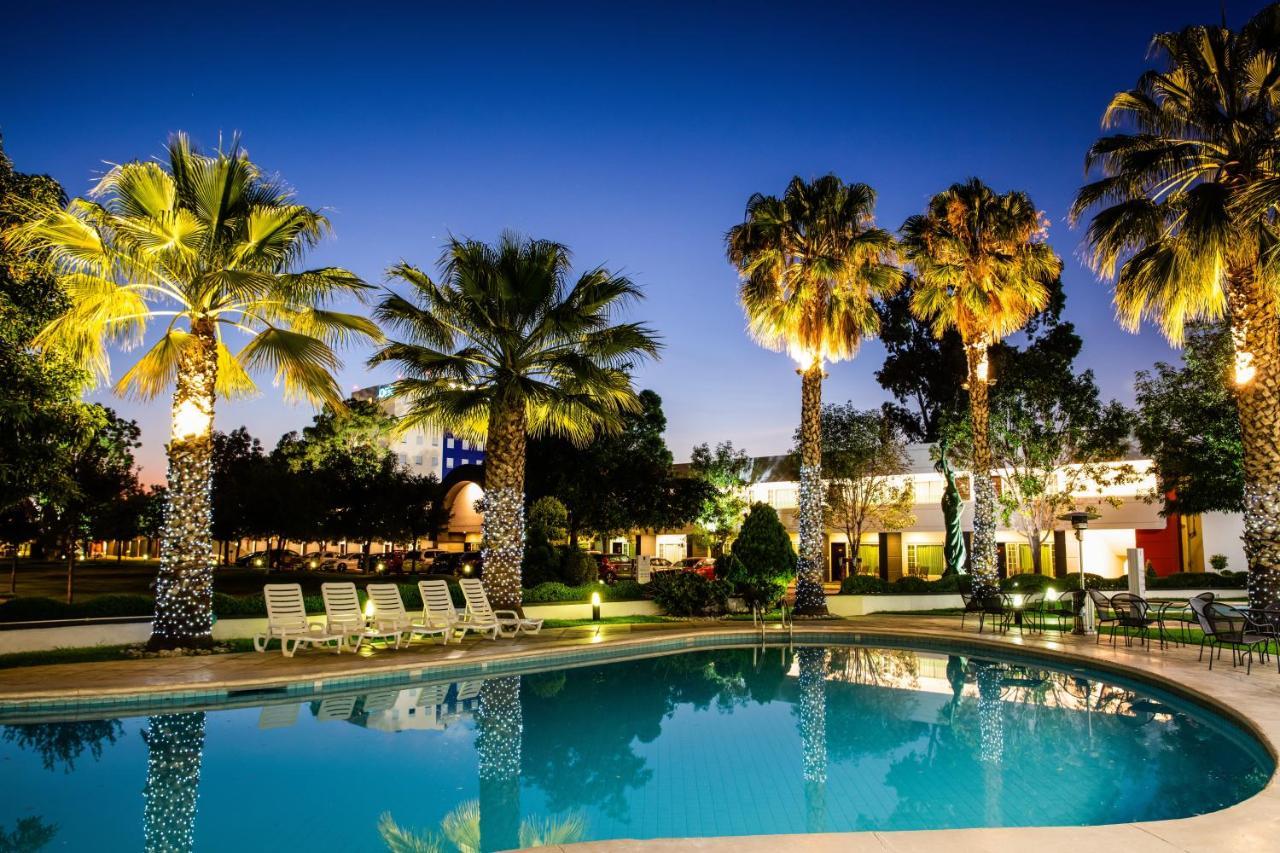 Fiesta Inn San Luis Potosi Glorieta Juarez Eksteriør billede