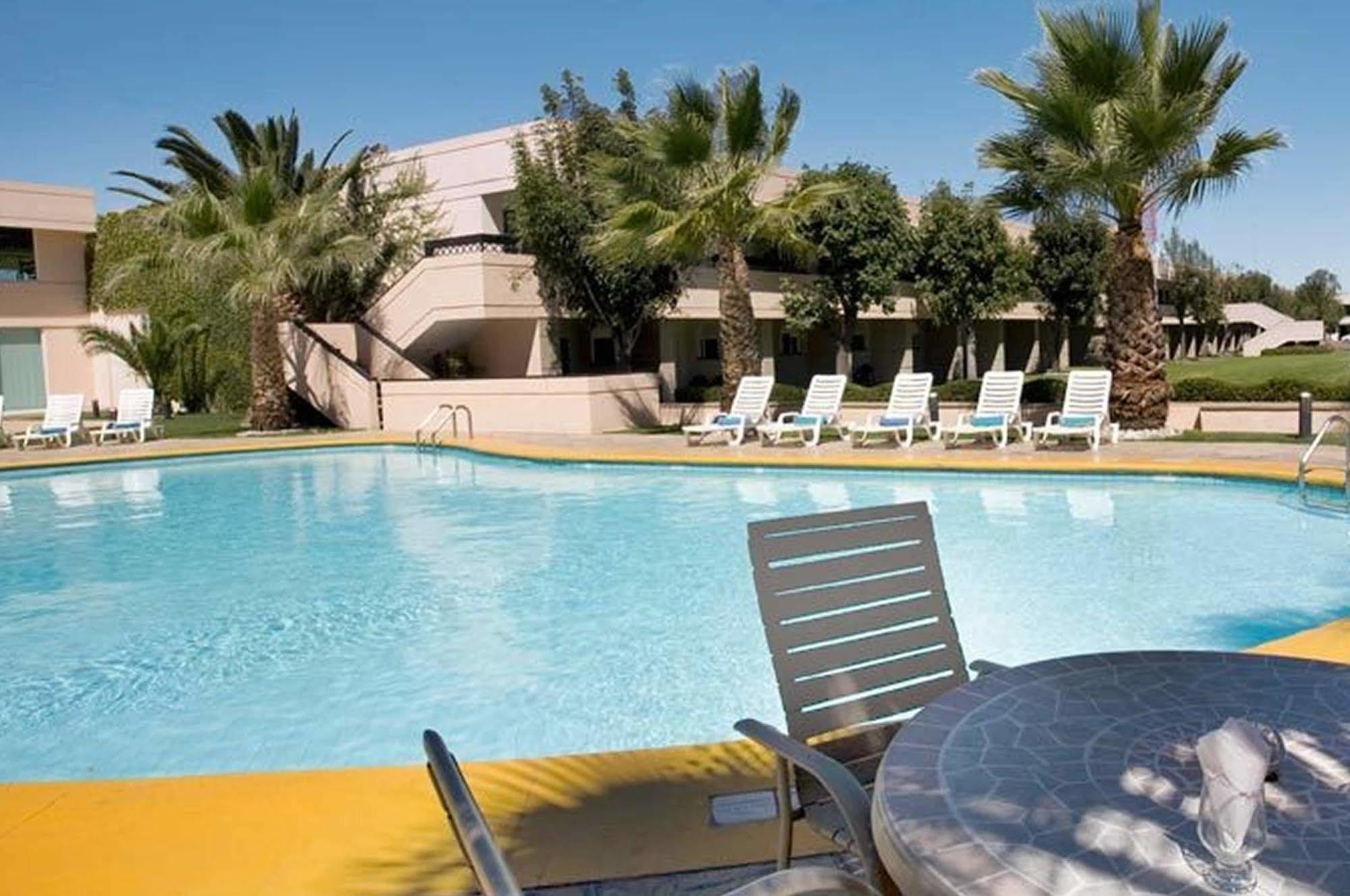 Fiesta Inn San Luis Potosi Glorieta Juarez Eksteriør billede